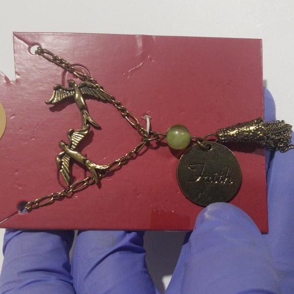 Gold-Tone "Faith" Pendant Necklace Bead Tassel Charm & Earrings Women's Jewelry - Picture 7 of 8